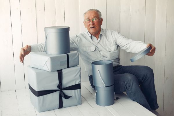 Donations: les bienfaits et astuces après 70 ans